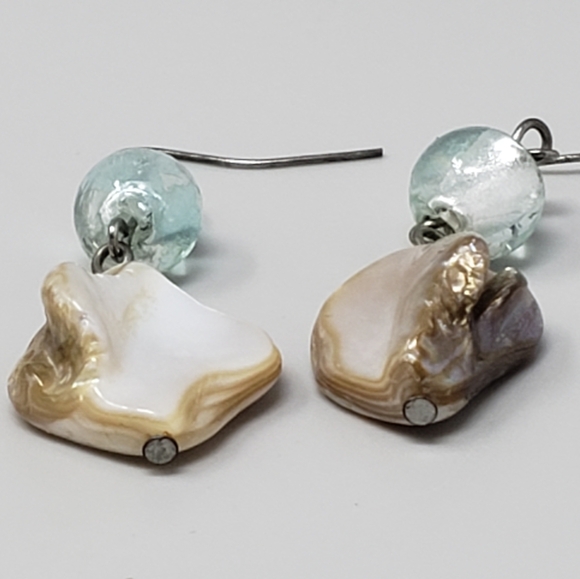 Natural Shell Drop Earrings - Picture 2 of 8